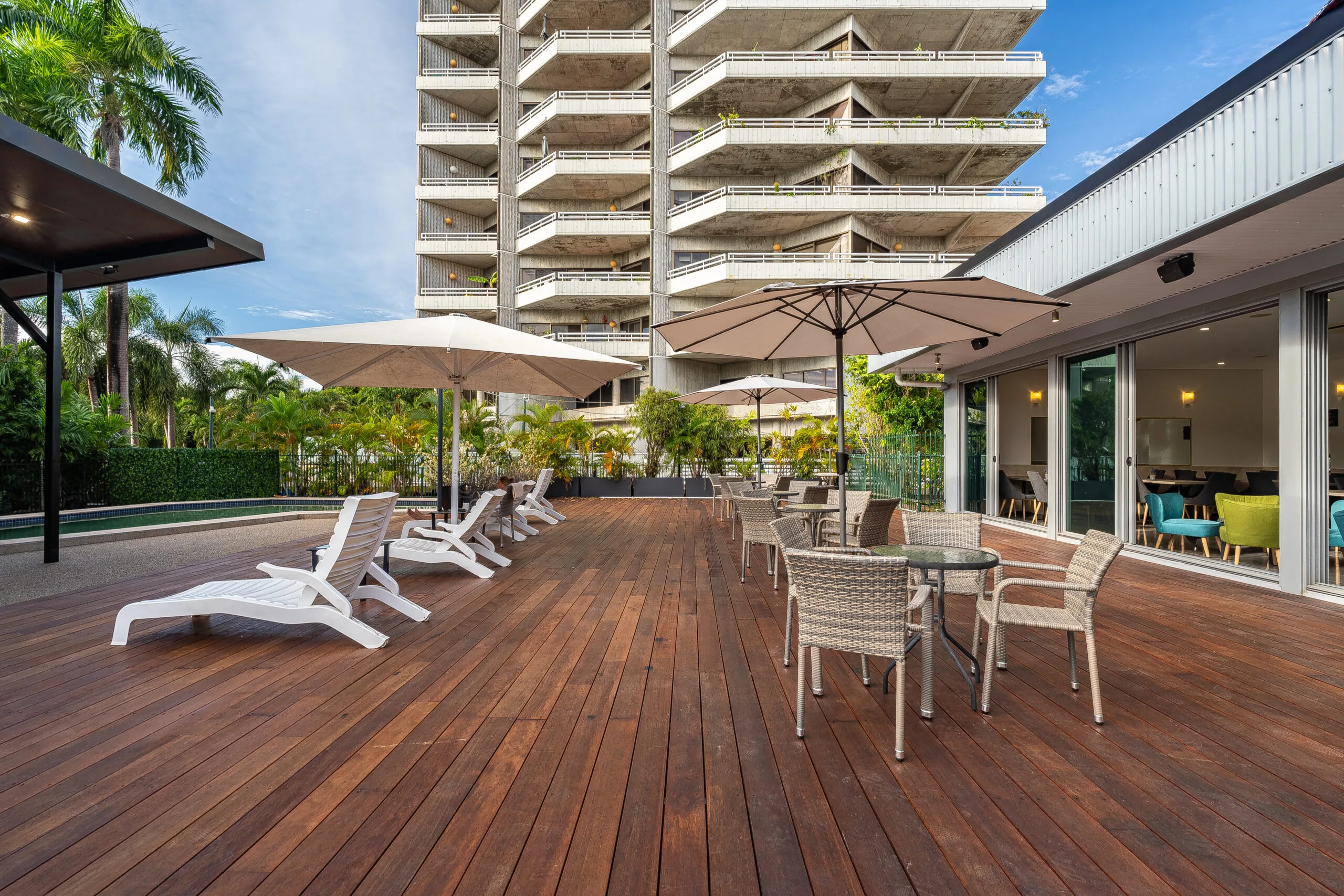 sun deck3
